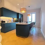 Apartment Brand-new 100 Sqm With Breathtaking Panoramic Views Over Cannes' *