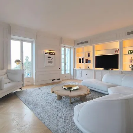 아파트 Brand-new 100 Sqm With Breathtaking Panoramic Views Over Cannes' *