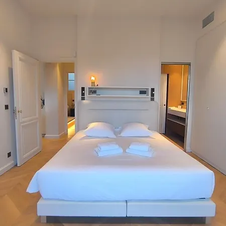 Apartment Brand-new 100 Sqm With Breathtaking Panoramic Views Over Cannes' Cannes