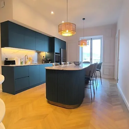 아파트 Brand-new 100 Sqm With Breathtaking Panoramic Views Over Cannes' *